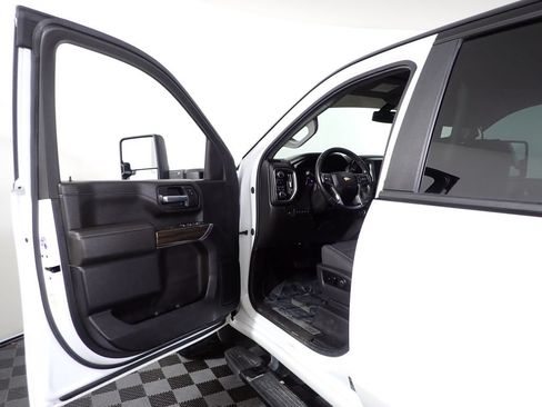 Used 2021 Chevrolet Silverado 3500 LT w/ All Star Edition AWD/4WD image 19