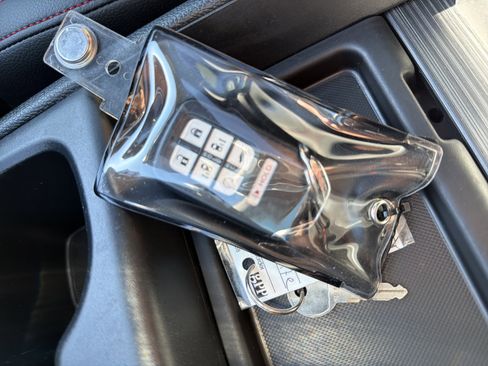 Used 2023 Honda Odyssey Sport image 37