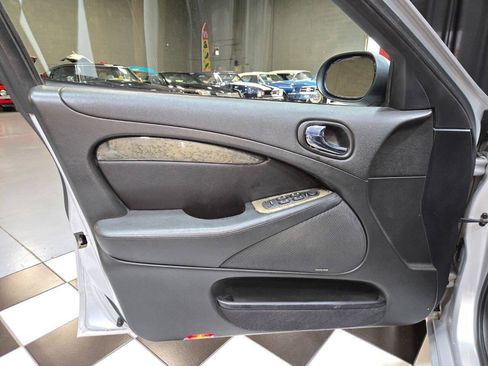 Used 2005 Jaguar S-TYPE R RWD image 50