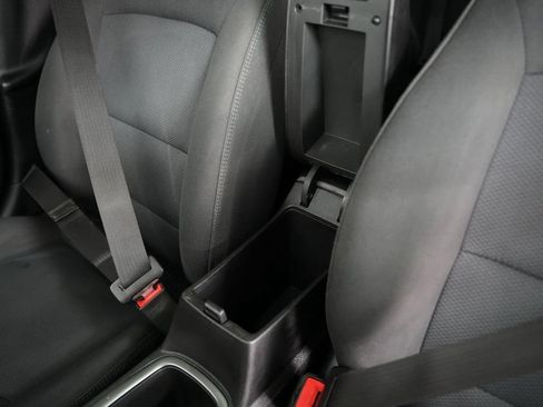 Used 2018 Chevrolet Cruze LT w/ Sun And Sound Package FWD image 31