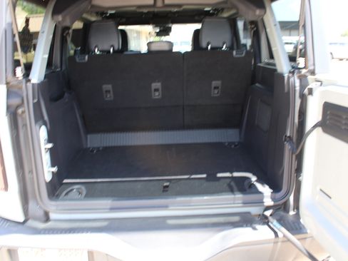 Used 2021 Ford Bronco First Edition AWD/4WD image 19