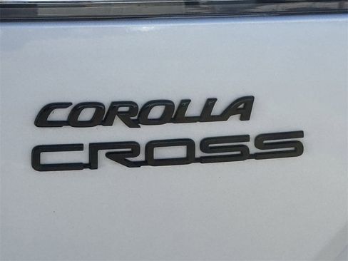Used 2025 Toyota Corolla Cross AWD Hybrid image 22