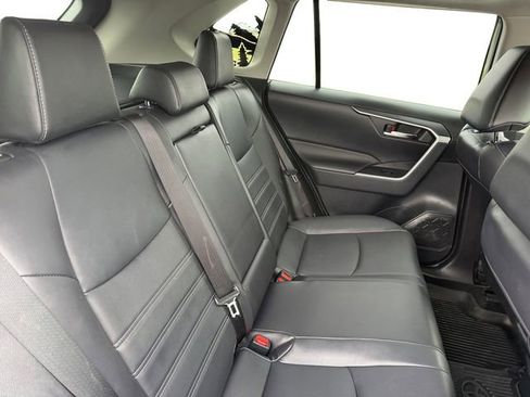 Used 2023 Toyota RAV4 XLE Premium image 18