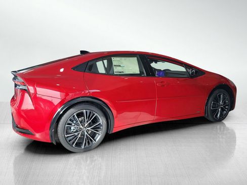 New 2026 Toyota Prius XLE AWD/4WD image 4