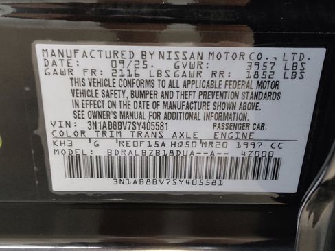 Used 2025 Nissan Sentra S FWD image 33