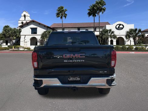 Used 2021 GMC Sierra 1500 SLE image 3
