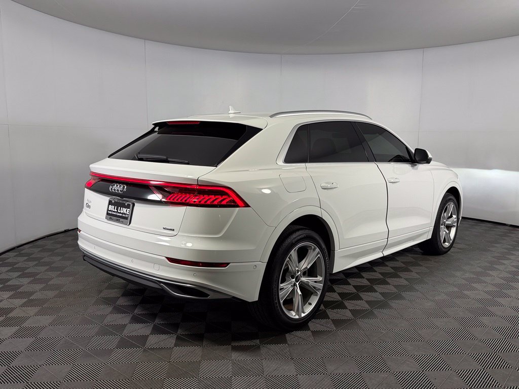 Used 2023 Audi Q8 Premium w/ Convenience Package AWD/4WD image 7