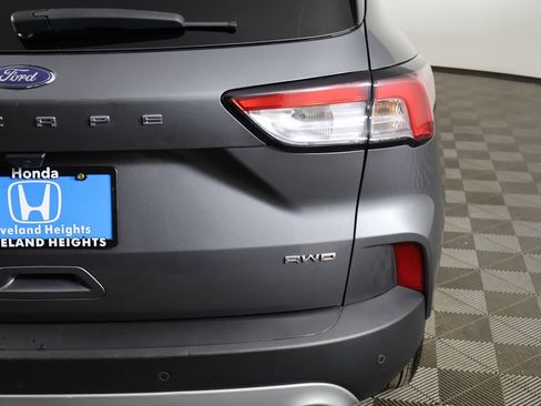 Used 2022 Ford Escape SEL w/ Technology Package image 17