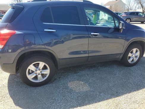 Used 2018 Chevrolet Trax LT w/ LT Convenience Package image 1