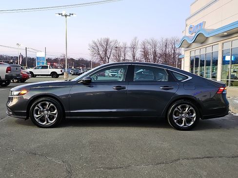 Used 2023 Honda Accord EX image 7