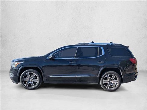 Used 2017 GMC Acadia Denali w/ Technology Package image 8