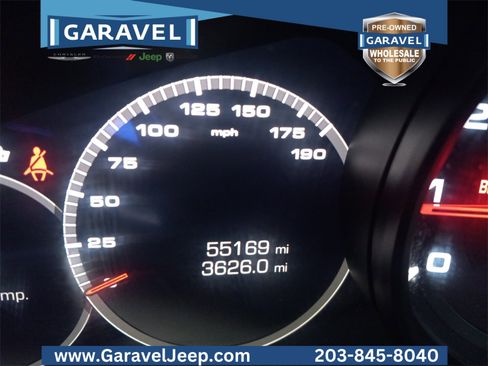 Used 2018 Porsche Panamera 4 image 29