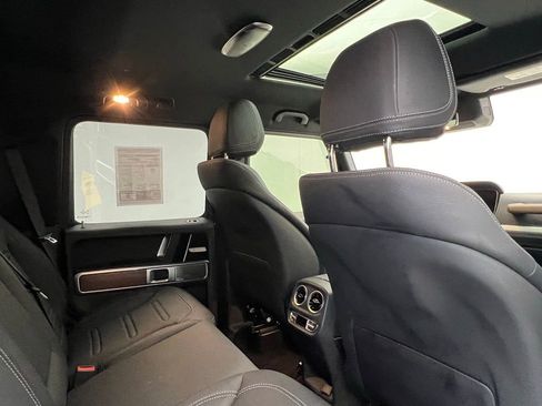 Used 2025 Mercedes-Benz G 550 image 16