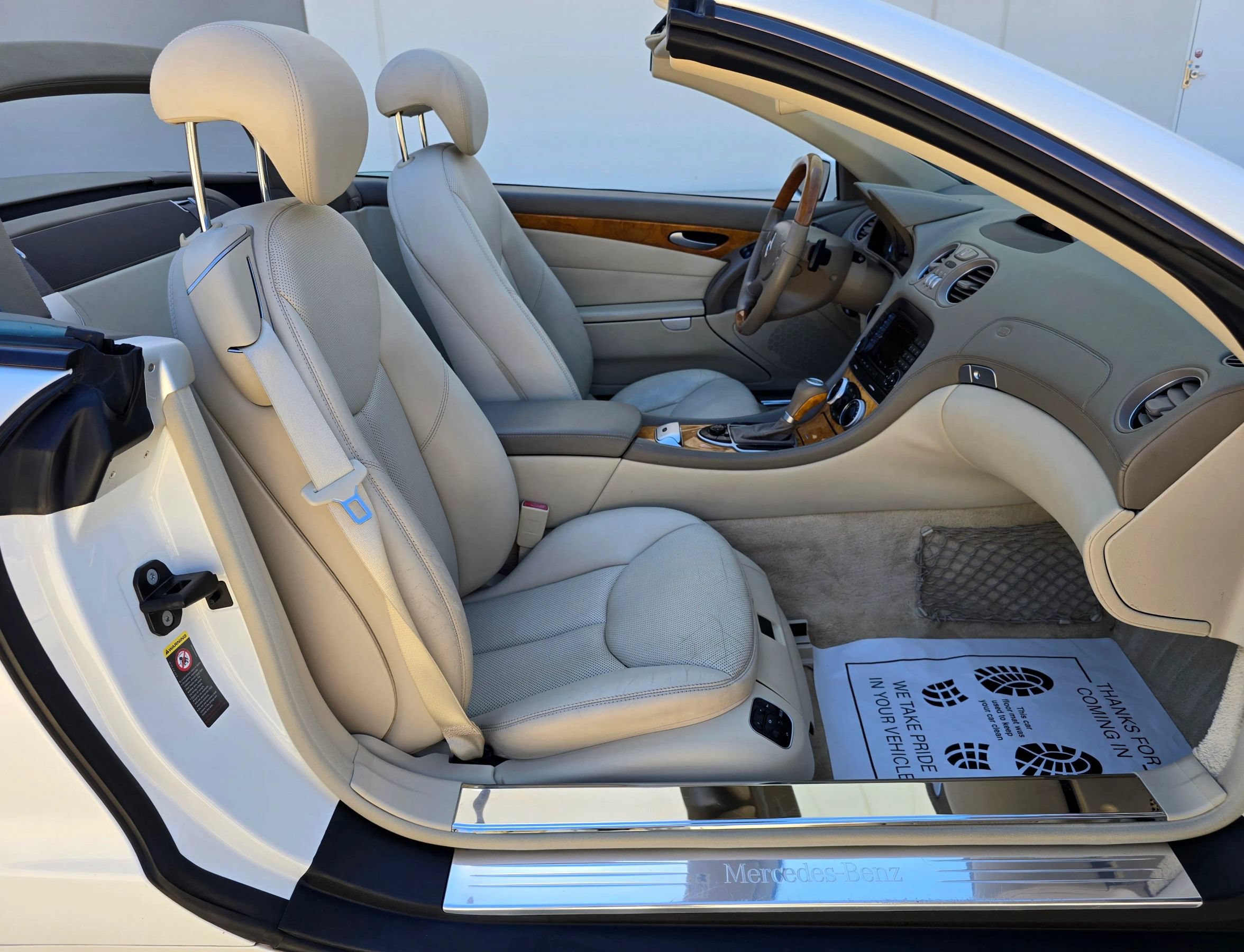 Used 2008 Mercedes-Benz SL 550 image 33