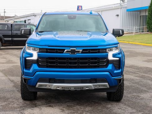 Used 2022 Chevrolet Silverado 1500 RST AWD/4WD image 2