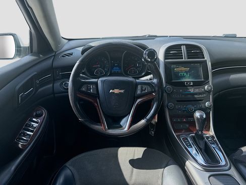 Used 2013 Chevrolet Malibu LT image 16