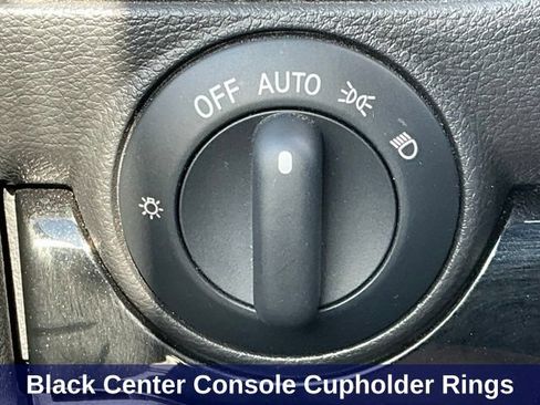 Used 2024 Nissan Titan SV AWD/4WD image 36
