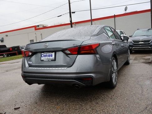 Used 2023 Nissan Altima 2.5 SL FWD image 8