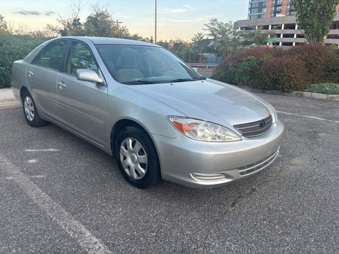 Used 2003 Toyota Camry LE image 3