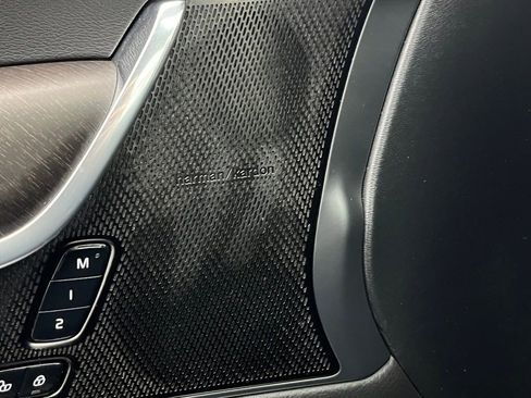 Used 2020 Volvo V90 T6 Cross Country image 25