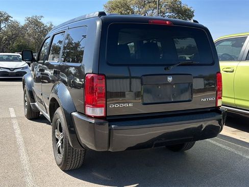 Used 2009 Dodge Nitro SE image 7