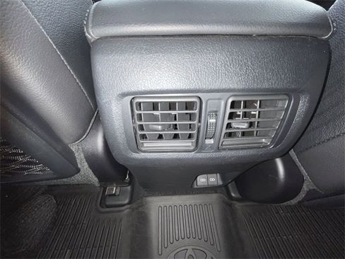 Used 2024 Toyota 4Runner Limited image 22