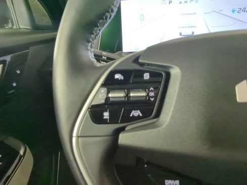 Used 2024 Kia EV6 GT-Line AWD/4WD image 27