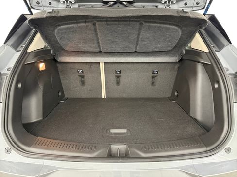 Used 2024 Buick Encore GX Avenir image 25