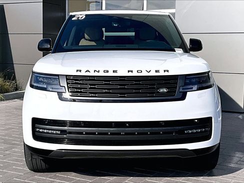 Certified 2025 Land Rover Range Rover Long Wheelbase SE AWD/4WD image 2