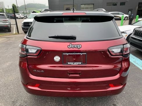 Used 2022 Jeep Compass High Altitude AWD/4WD image 4