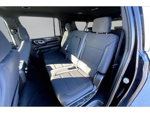 Used 2024 GMC Yukon XL SLE w/ Max Trailering Package AWD/4WD image 19