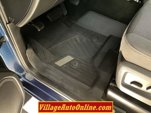 Used 2017 Chevrolet Silverado 1500 LT w/ All Star Edition image 17