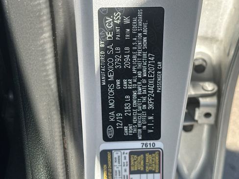 Used 2020 Kia Forte LXS FWD image 30