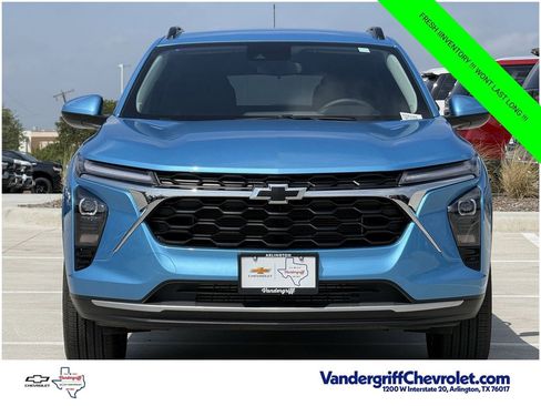 New 2026 Chevrolet Trax LT w/ Driver Confidence Package FWD image 7