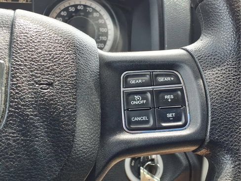 Used 2017 RAM 1500 Classic SLT RWD image 23