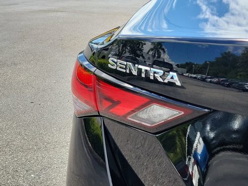Used 2025 Nissan Sentra S FWD image 30