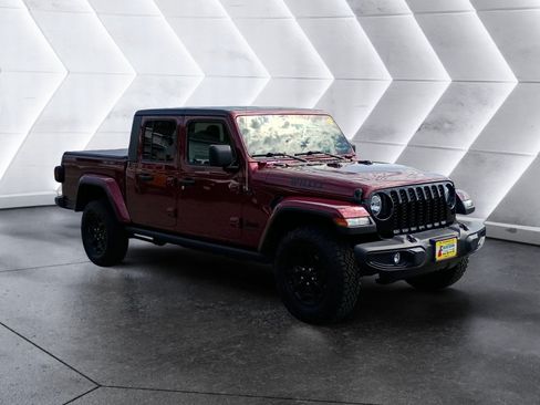 Used 2021 Jeep Gladiator Sport AWD/4WD image 8