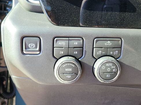 New 2026 Chevrolet Silverado 1500 LT Trail Boss w/ Convenience Package II image 16