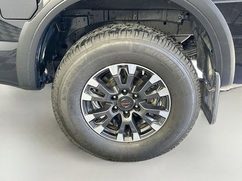 Used 2021 Nissan Titan PRO-4X w/ Pro-4x Utility Package AWD/4WD image 31