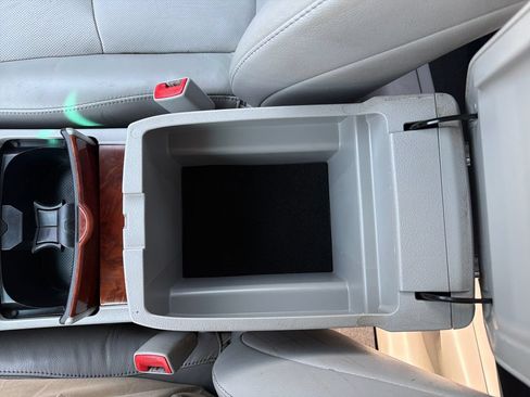 Used 2013 Toyota Highlander Limited FWD image 22