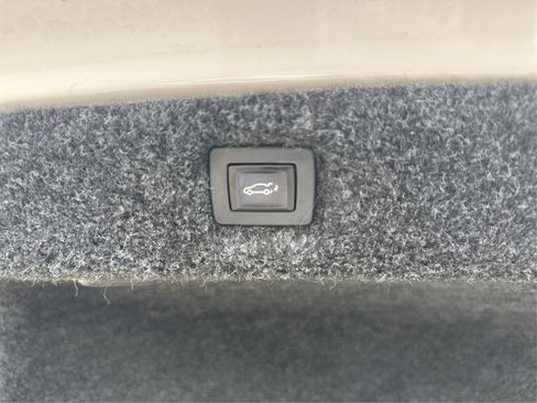Used 2018 Cadillac CT6 Luxury AWD/4WD image 18