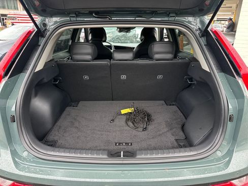 Used 2023 Kia Niro EX image 21
