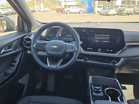 New 2026 Chevrolet Equinox LT w/ Safety and Technology Package AWD/4WD image 21