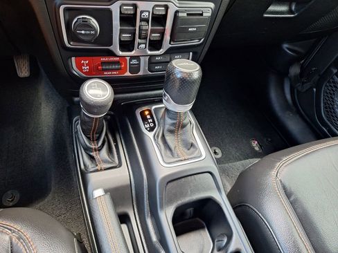 Used 2020 Jeep Gladiator Mojave image 15