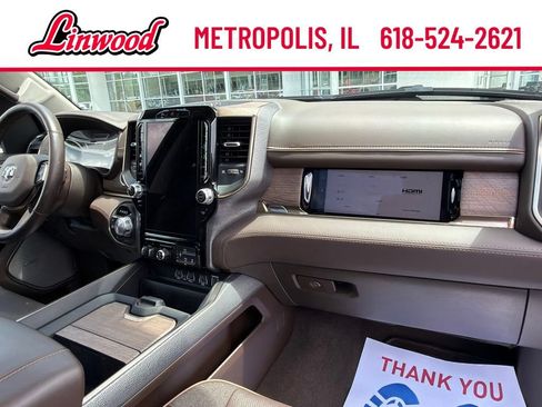 Used 2025 RAM 1500 Limited w/ Trailer Tow Group AWD/4WD image 5