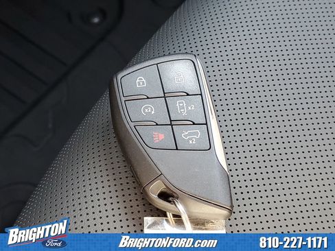 Used 2025 GMC Hummer EV 2X image 34