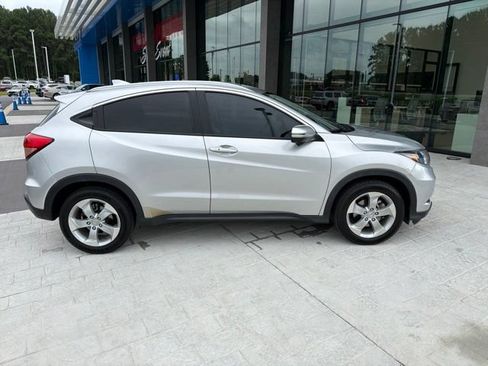 Used 2016 Honda HR-V EX-L image 6