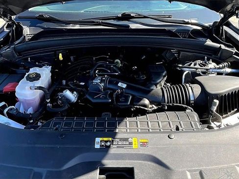 Used 2023 Jeep Grand Cherokee L Limited image 30