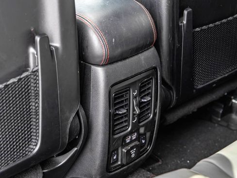 Used 2023 Dodge Durango R/T RWD image 21
