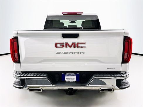 Used 2023 GMC Sierra 1500 SLT w/ X31 Off-Road Package image 15